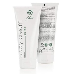 Nuvo’ Bava di Lumaca Crema Corpo BIOLOGICA CERTIFICATA 200ml Acido Ialuronico Aloe 12 Principi Attivi Naturali Idratante Nutriente Protettiva valido aiuto contro le smagliature 100% Made in Italy